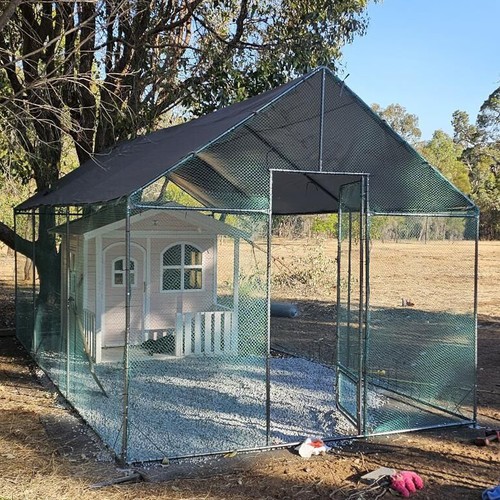 Chicken coop walk in - xl,
